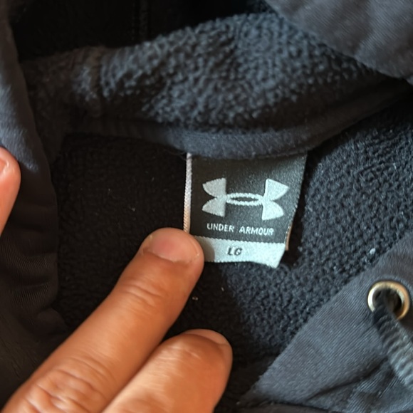 Under armour hoodie - Picture 2 of 2